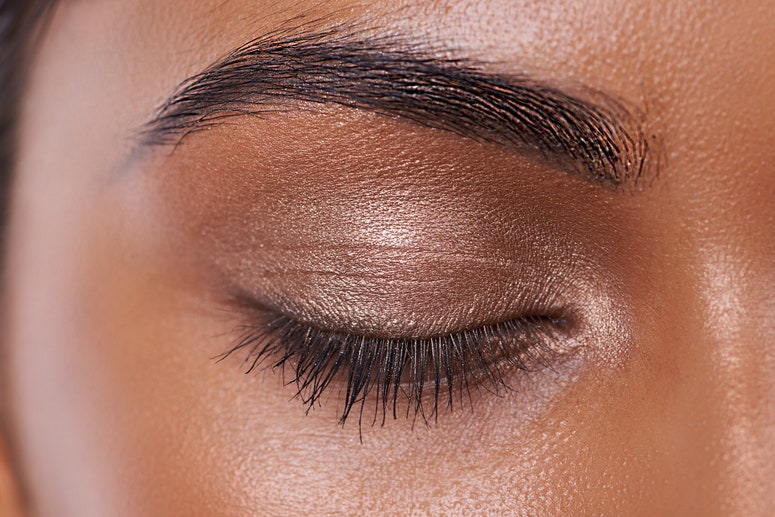 Lion Mane Brows: The Latest Brow Trend – No Tweezers Needed