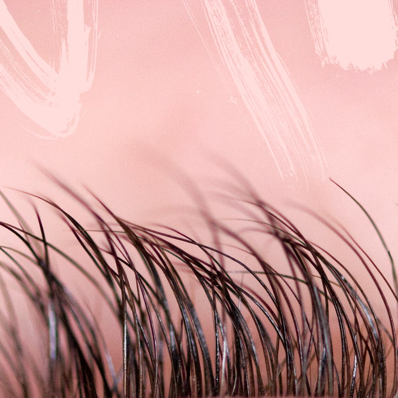 DIY Lash Extensions: Creative Alternatives for Monolids During Restrictions