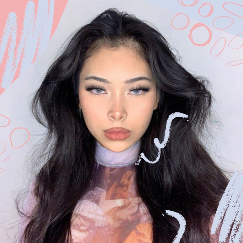 Effortless Lip Liner & Lipstick Application: A TikTok-Inspired Hack