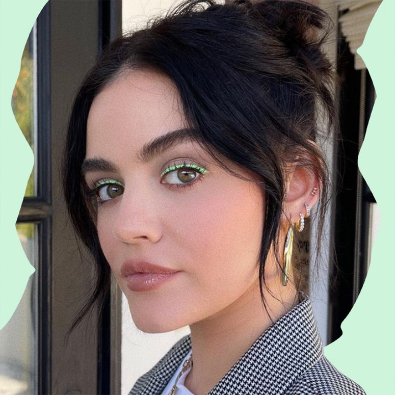 TikTok Beauty Trends 2021: From 90s Makeup to Soap Brows
