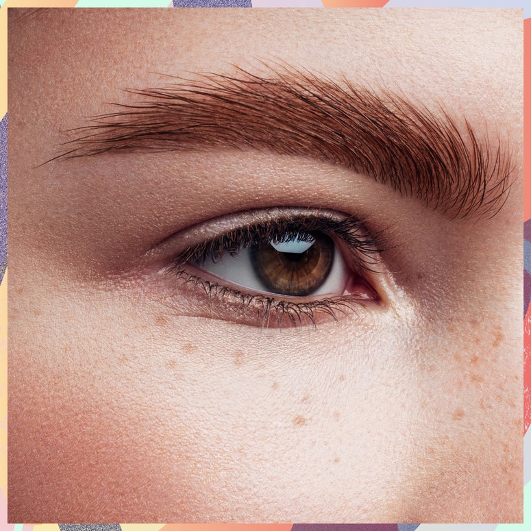 TikTok Beauty Trends 2021: From 90s Makeup to Soap Brows