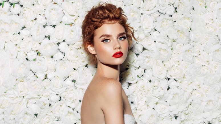 Wedding Makeup Tutorial: Expert Tips for a Flawless DIY Look