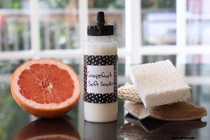 Effective Homemade Soft Scrub for Tubs & Sinks