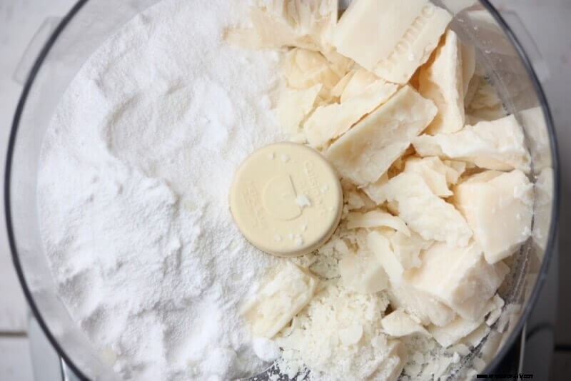 DIY Natural Laundry Detergent: Simple, Borax-Free Recipe