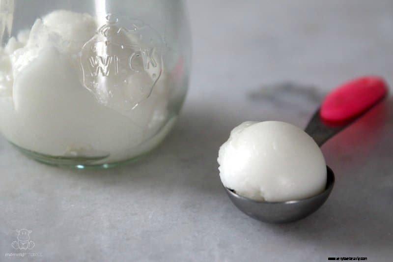 Coconut Oil Pulling: Benefits, How-To & Scientific Evidence