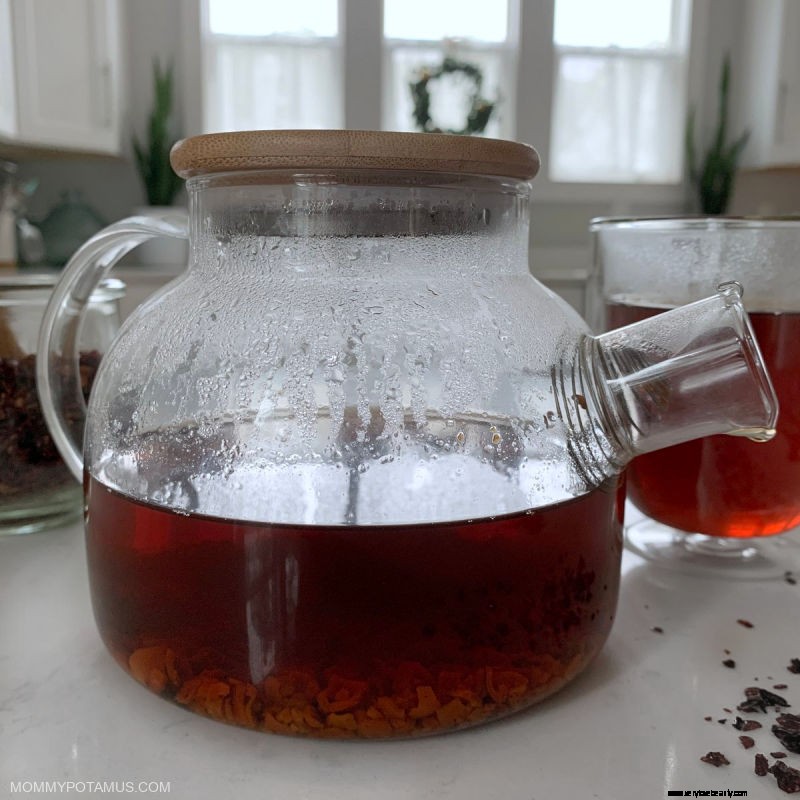 Rosehips: Uncover 7 Powerful Health Benefits & a Delicious Tea Recipe