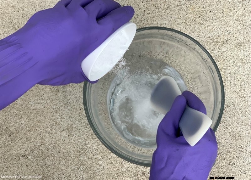 DIY Coconut Oil Shampoo Bar: Natural Hair Care Recipe & Tutorial
