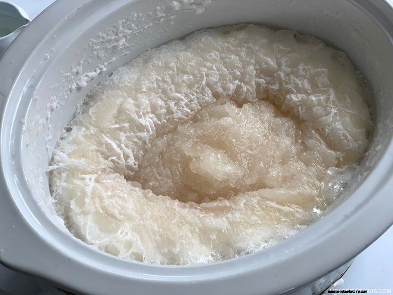 DIY Coconut Oil Shampoo Bar: Natural Hair Care Recipe & Tutorial