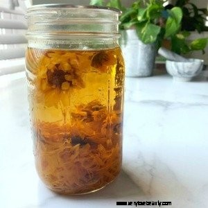 Calendula Oil: Benefits, DIY Recipe & 7 Creative Uses