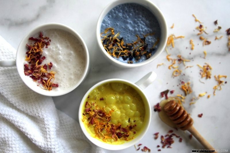 Moon Milk: Benefits & Delicious Recipes for Relaxation
