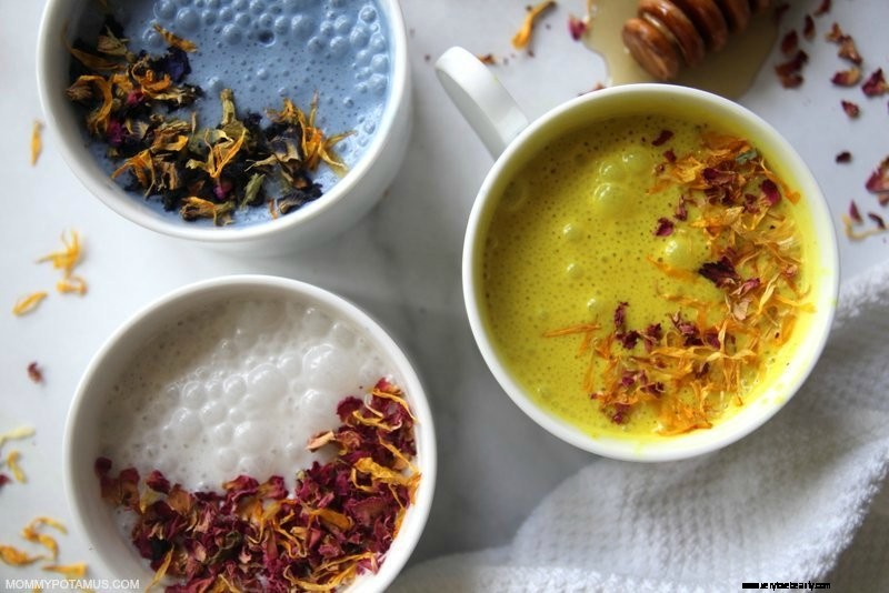 Moon Milk: Benefits & Delicious Recipes for Relaxation