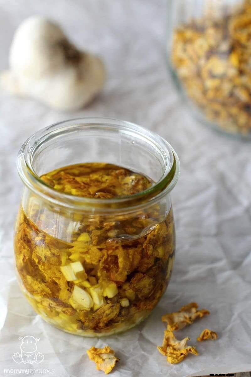 Natural Mullein & Garlic Oil for Earaches: A Traditional Remedy