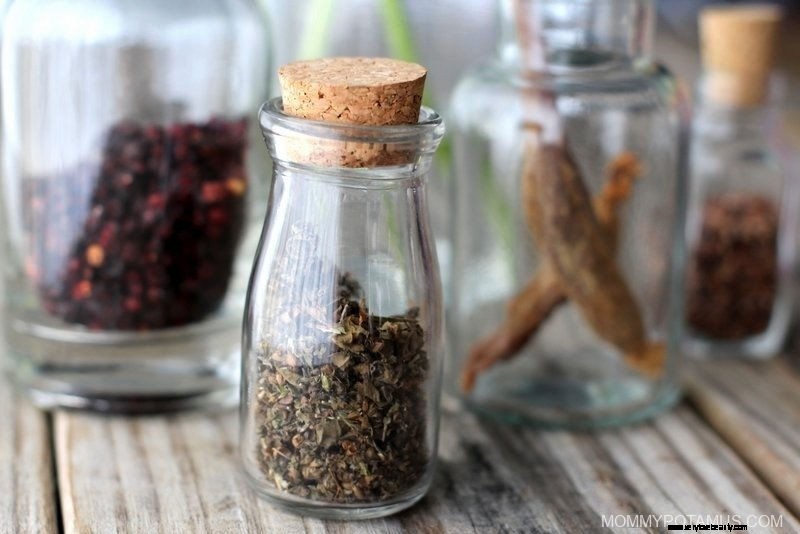 Holy Basil (Tulsi): Benefits, Uses & Tea Recipe