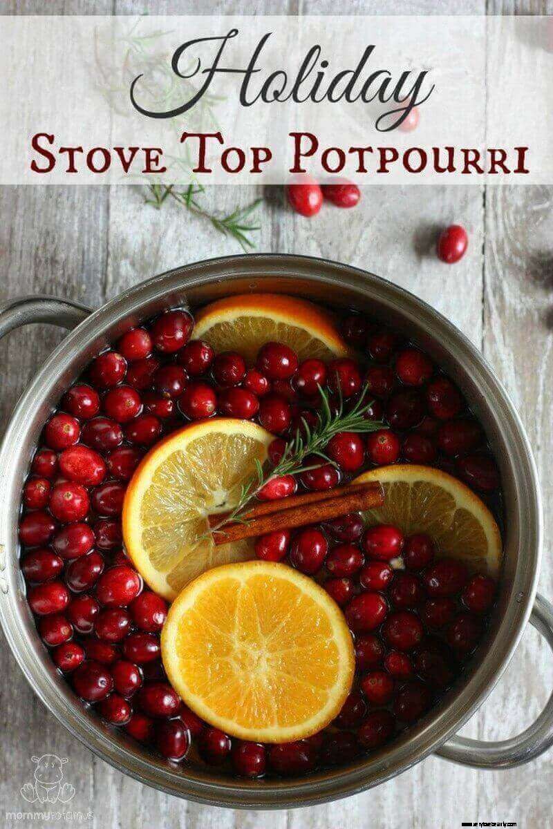 DIY Holiday Potpourri: A Simple Stovetop Simmer Recipe