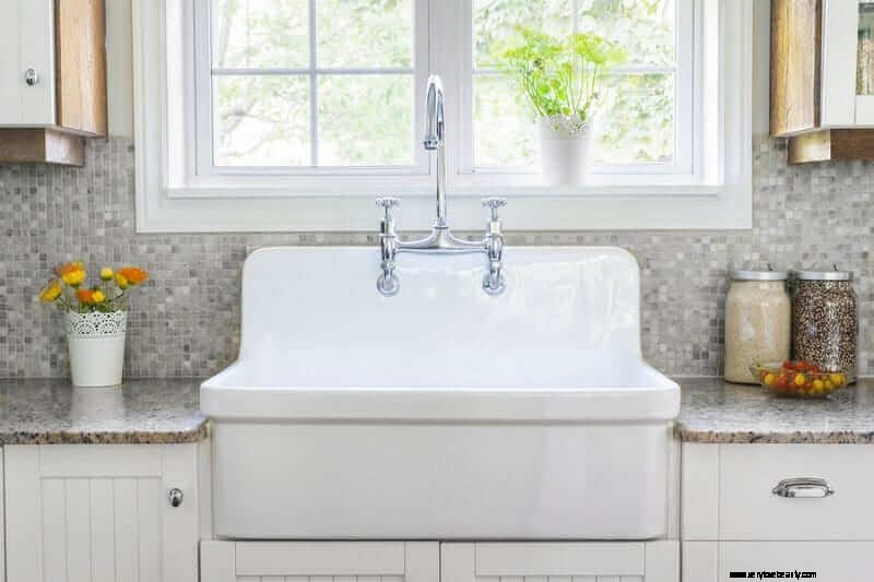 DIY Natural Cleaners & Safer Cleaning Product Choices | Eco-Friendly Home