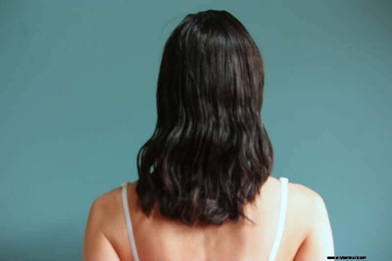 Clay Hair Washes: A Simple Guide to Natural Cleansing