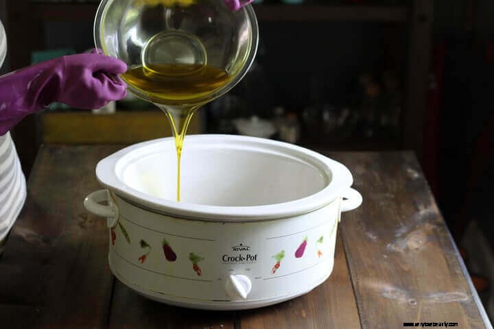 DIY Sea Mud Soap: A Natural Skin Remedy