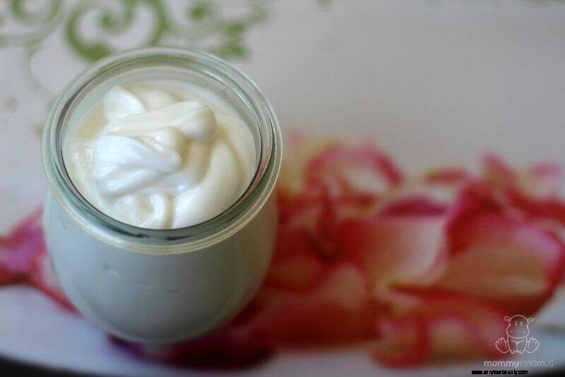 DIY Intensive Moisturizing Lotion: Natural Ingredients & Avoiding Harmful Additives