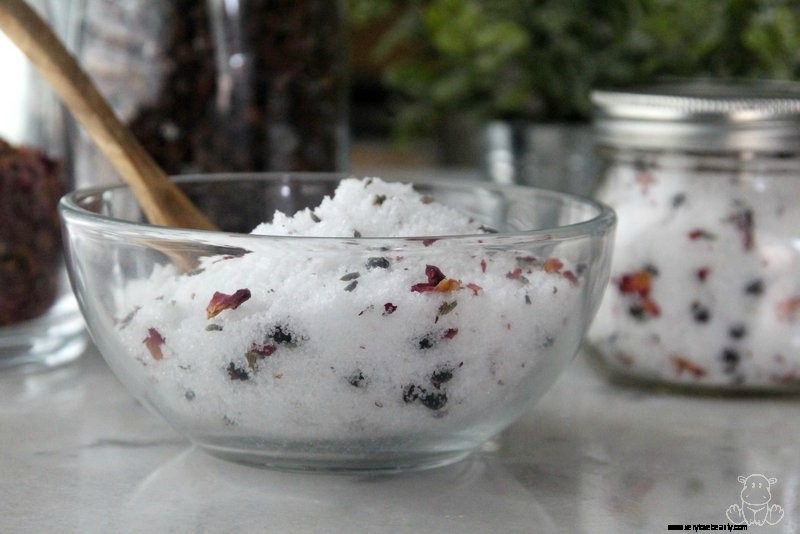 Relax & Rejuvenate: DIY Magnesium Bath Soak with Juniper & Lavender