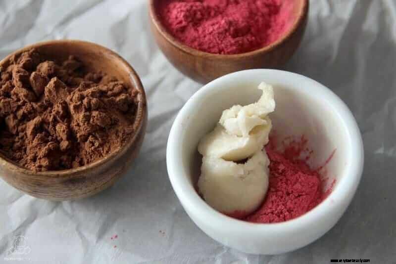 Natural DIY Cream Blush & Lip Tint Recipes | Healthy Beauty