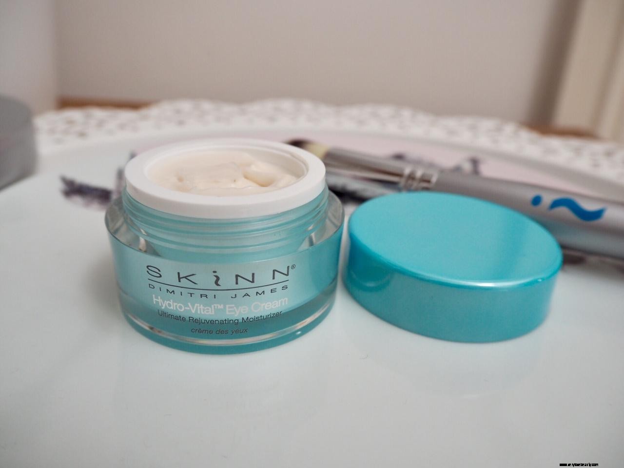 Skinn Cosmetics Review: Hydrate & Wow Eye Duo & Forget Me Not Palette - Honest Review