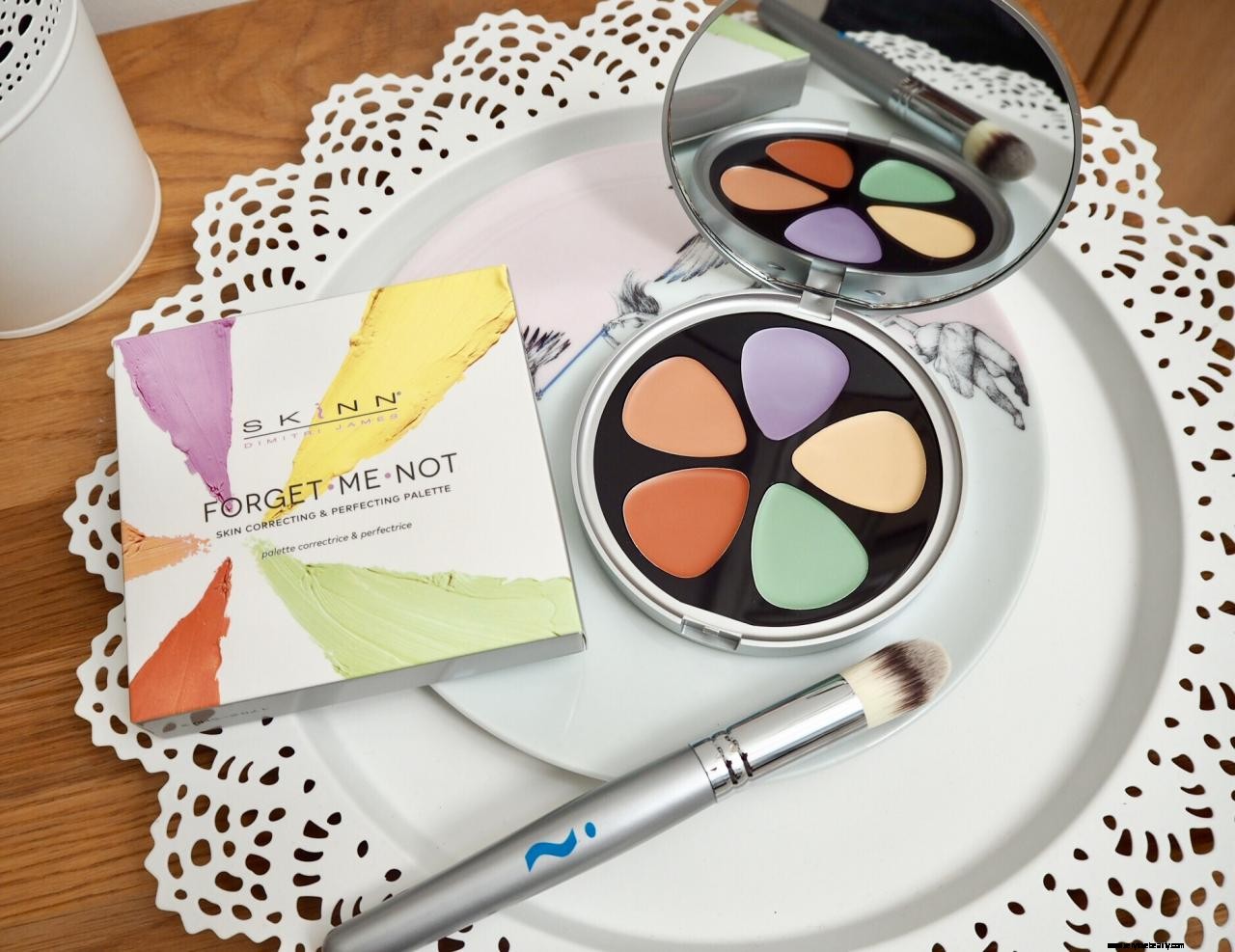 Skinn Cosmetics Review: Hydrate & Wow Eye Duo & Forget Me Not Palette - Honest Review