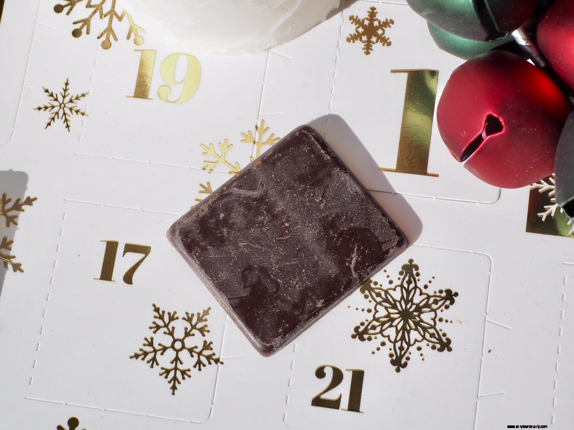 Esthechoc Smart Chocolate Advent Calendar: Skincare & Chocolate Gift