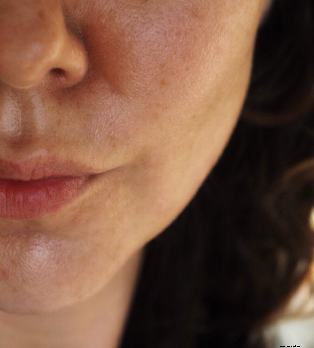 JML Finishing Touch Review: Is It the Right Facial Hair Removal Solution for Women?