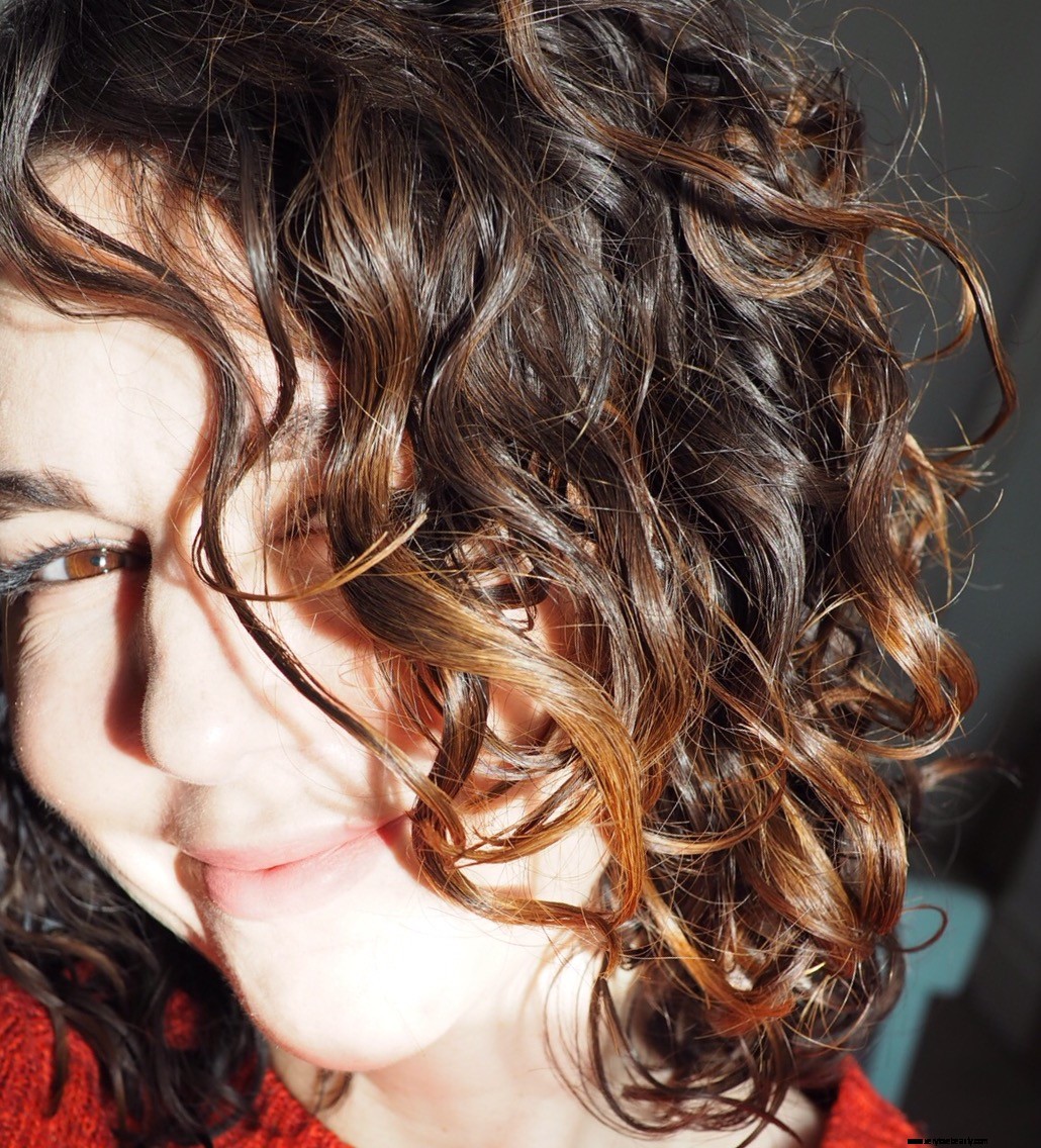 No-Poo Transition: A Guide for Curly & Wavy Hair