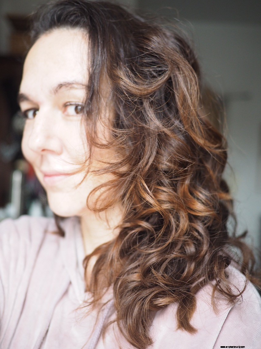 John Frieda Frizz Ease Review: Does It Really Work?