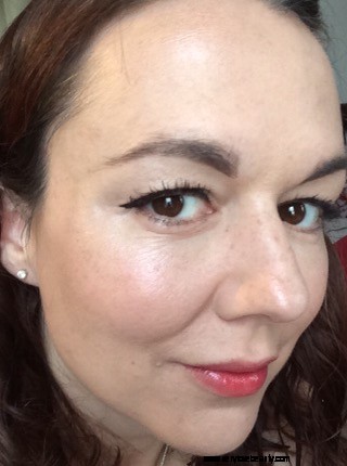 Spotlighting: A Simple Highlighting Technique for a Radiant Glow