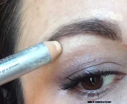 Brow Makeup Guide: Achieve Natural-Looking Brows in 30 Seconds