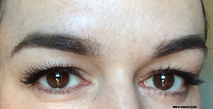 Achieve Flawless Brows: A Guide to Long-Lasting Brow Color