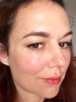 Beat the Heat: Makeup & Skin Care Tips for Summer