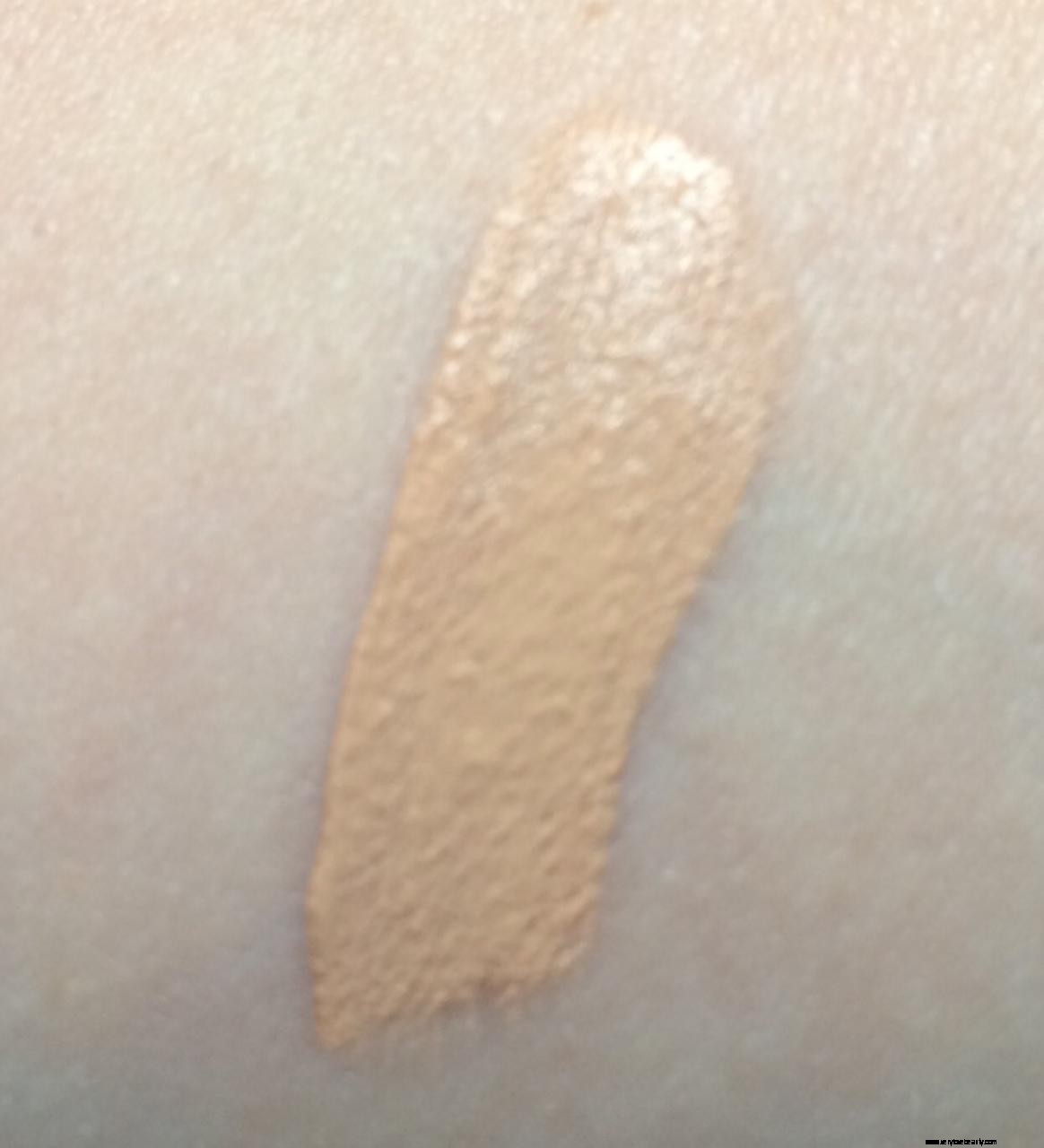 Kiko Natural Concealer Review: Does It Live Up to the Hype?