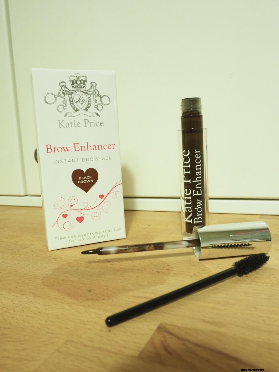 Katie Price Brow Enhancer Review: Is It a Wunderbrow Dupe?