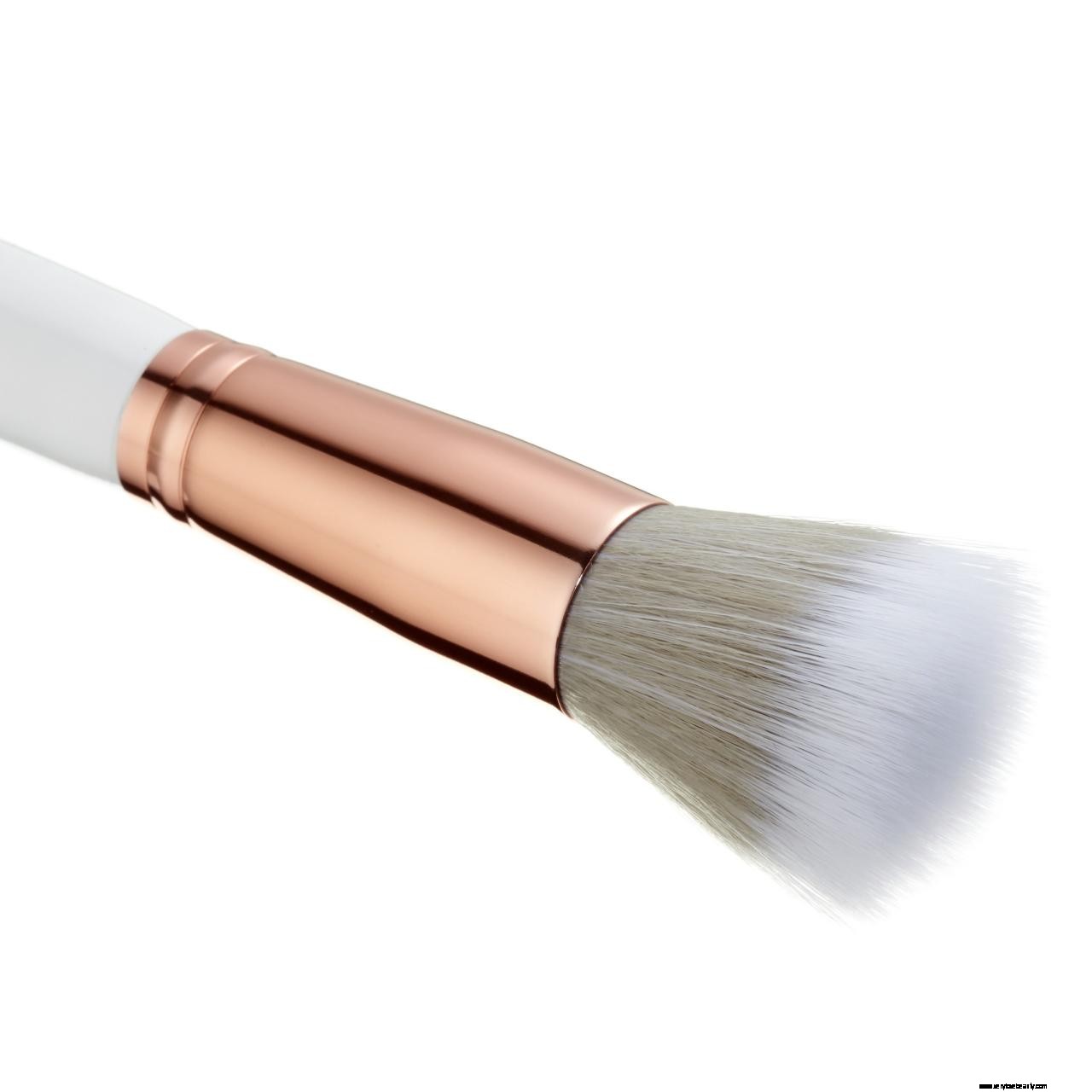 Spectrum Brushes Tutorial: Achieve Stunning Makeup with Cruelty-Free Brushes
