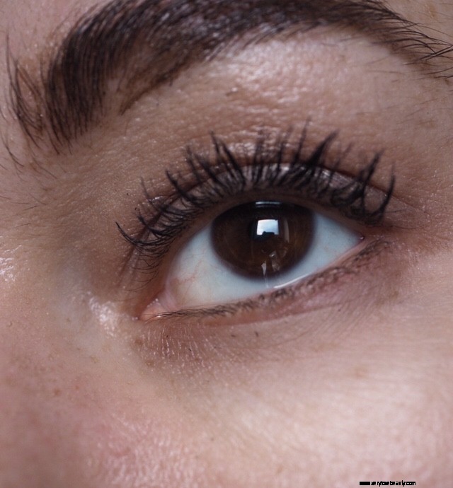 Benefit Bad Gal Bang Mascara Review: Is the Hype Real?