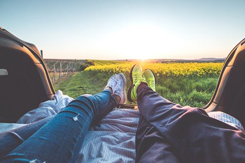 200 Conversation Starters: Deep Questions to Connect with Him