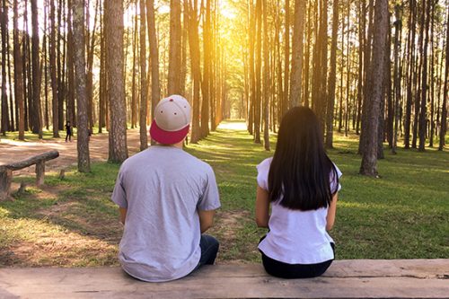 200 Conversation Starters: Deep Questions to Connect with Him
