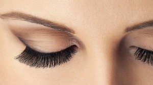 Maintaining Lash Extension Adhesive: A Comprehensive Guide