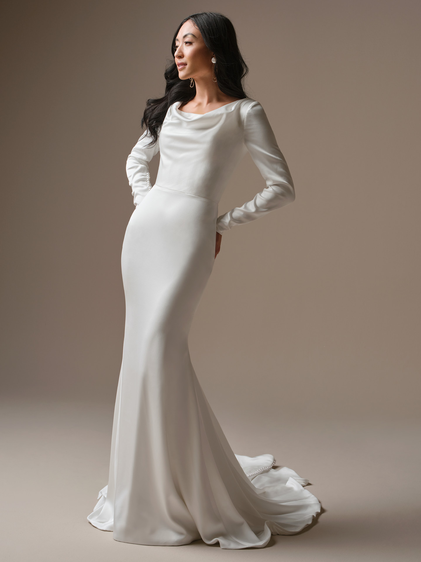 Burgundy Wedding Ideas & Dresses | 2026 Trends