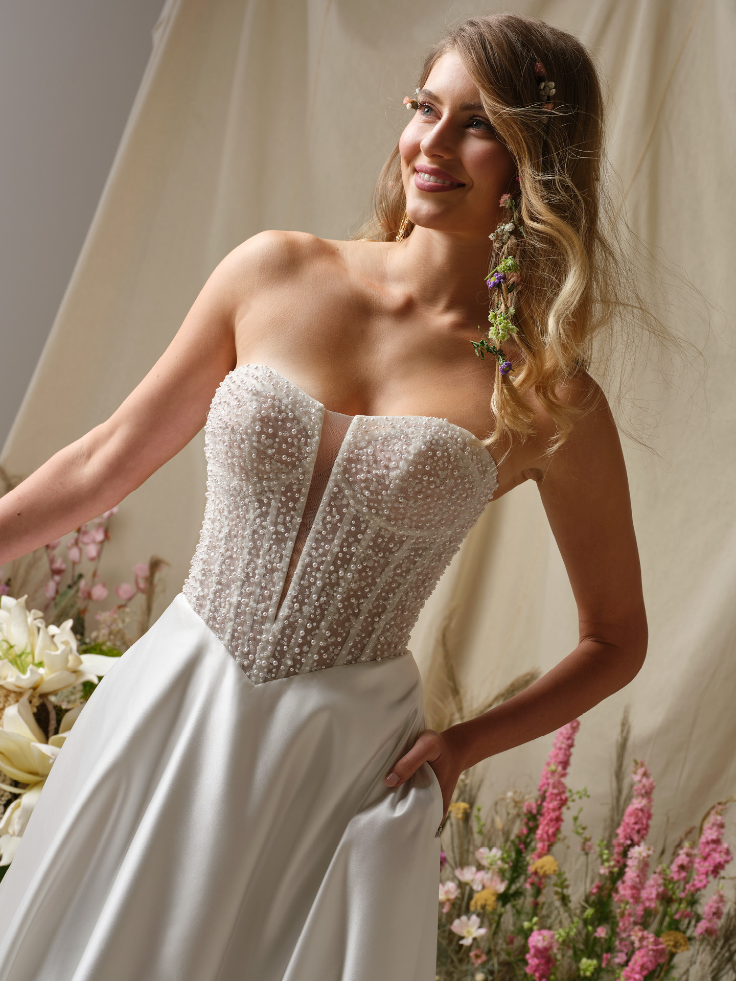 Burgundy Wedding Ideas & Dresses | 2026 Trends