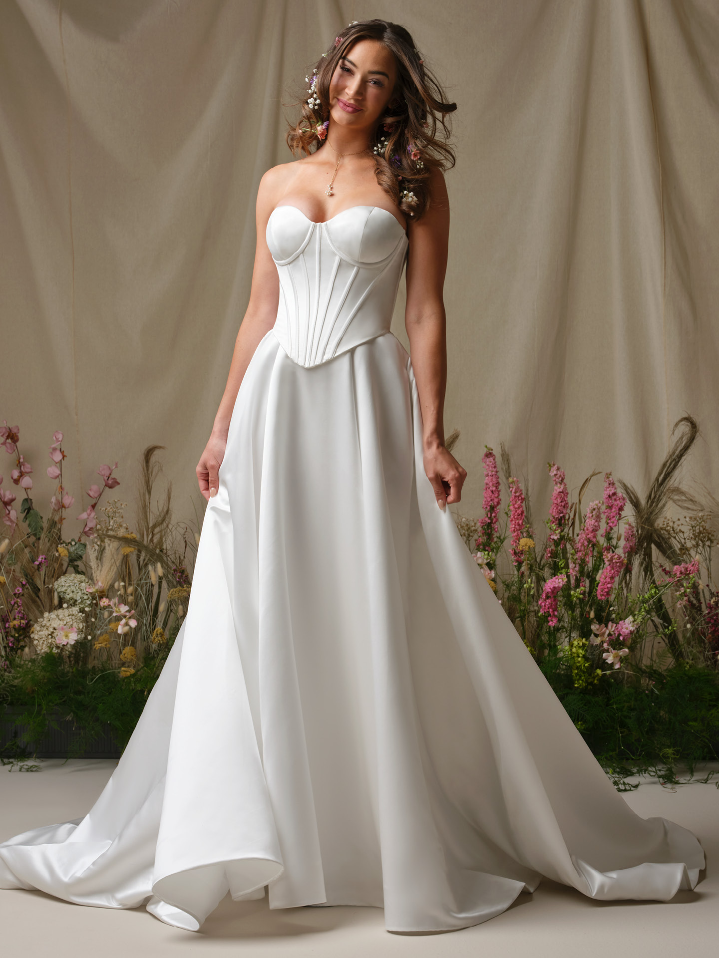 Statement Wedding Dresses: Unique Styles & Modern Trends