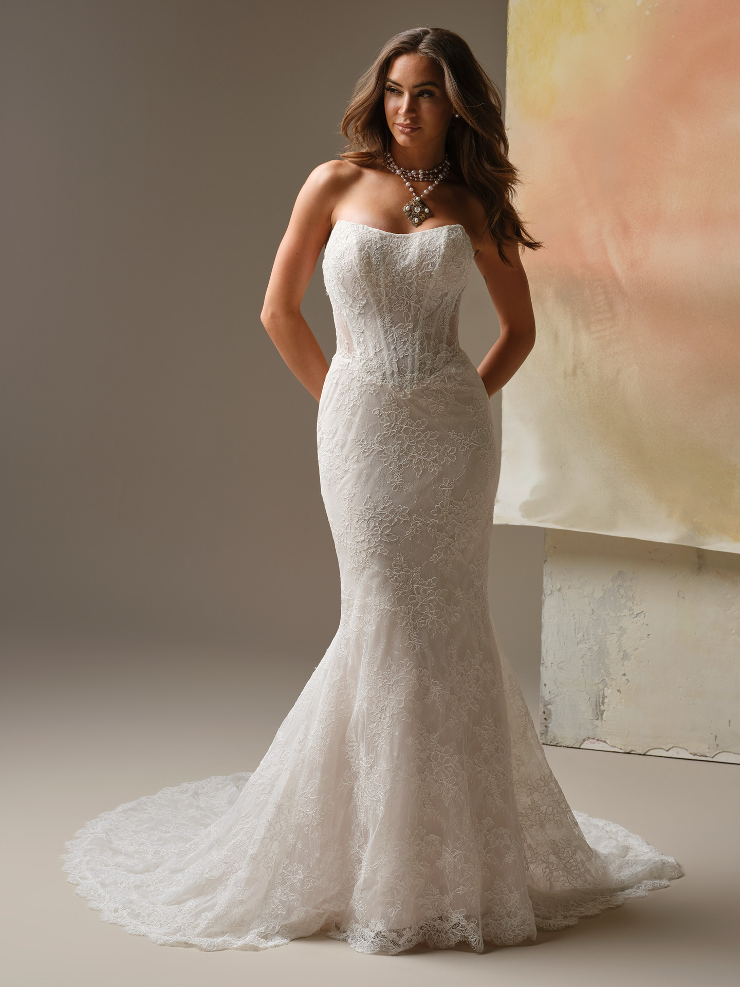 Ivory Wedding Dresses: Elegance & Flattering Shades | [Year]