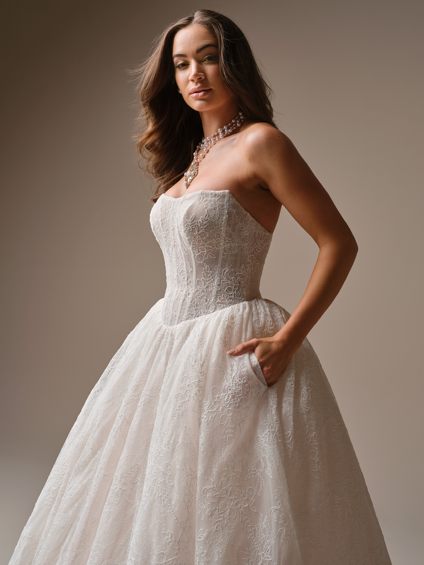 Ivory Wedding Dresses: Elegance & Flattering Shades | [Year]