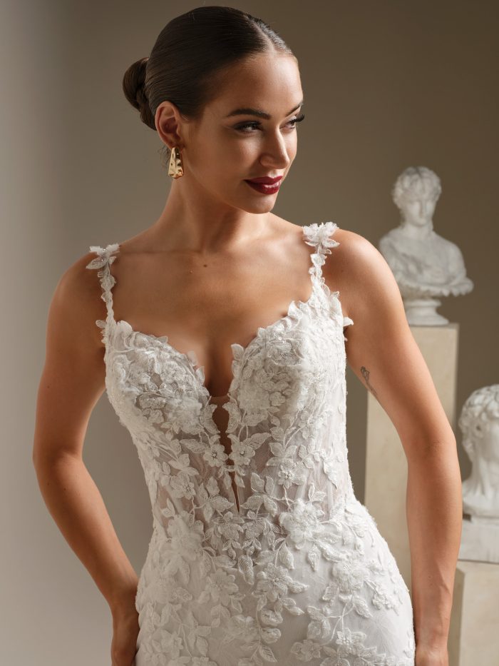 Ivory Wedding Dresses: Elegance & Flattering Shades | [Year]
