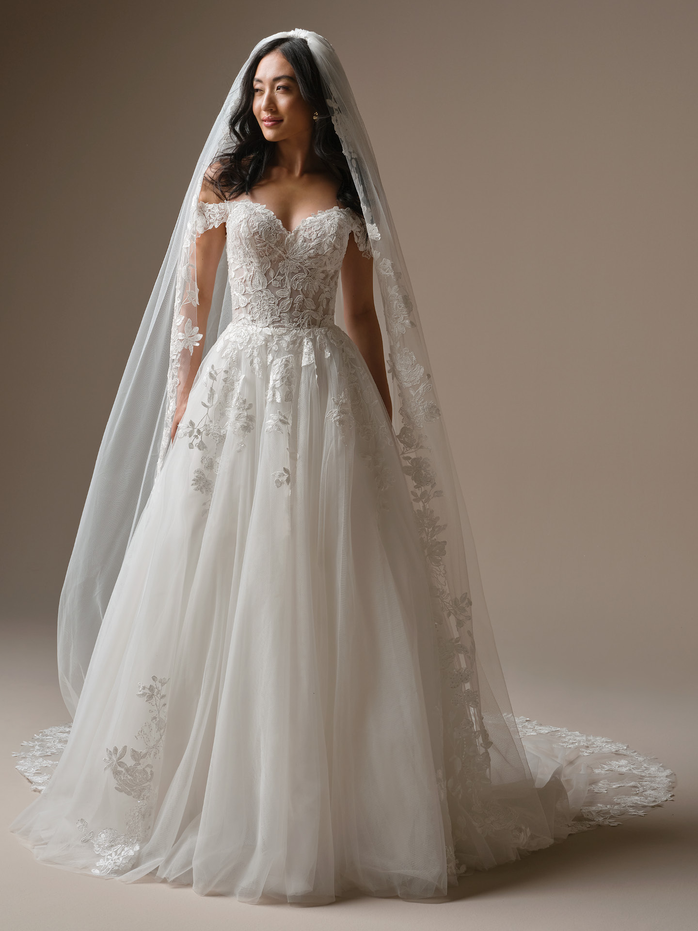 Bridal Accessories: A Comprehensive Guide to Complete Your Wedding Look