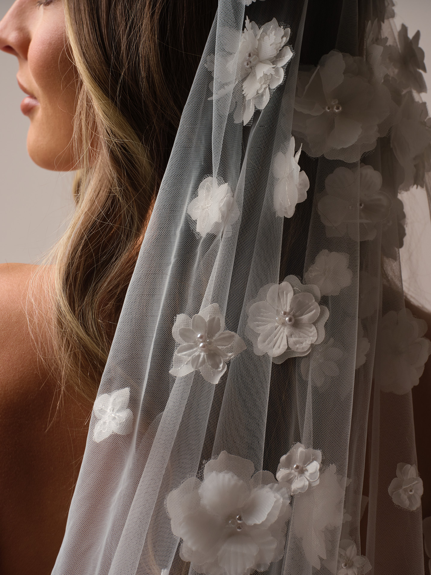 Bridal Accessories: A Comprehensive Guide to Complete Your Wedding Look