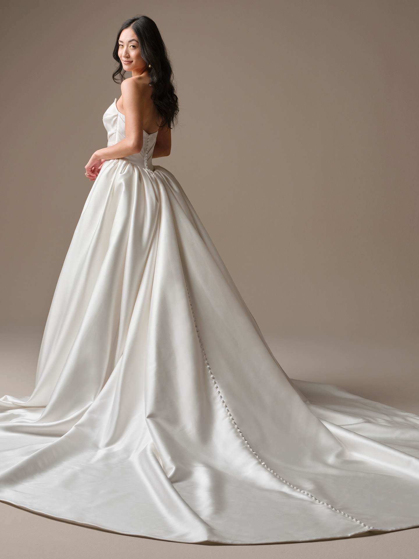 Bridal Accessories: A Comprehensive Guide to Complete Your Wedding Look